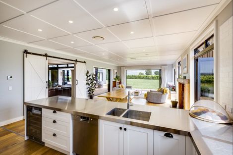 Photo of property in 17 Tirohanga Road, Haumoana, Hastings, 4180