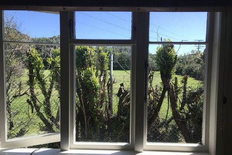 Photo of property in 39 Paritutu Road, Spotswood, New Plymouth, 4310