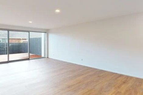 Photo of property in 2/12 Stackhouse Avenue, Bishopdale, Christchurch, 8053