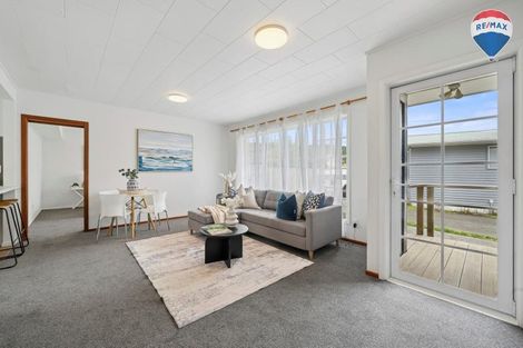 Photo of property in 87a Main Road, Wainuiomata, Lower Hutt, 5014
