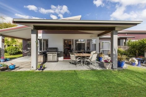 Photo of property in 6 Goldfinch Place, Welcome Bay, Tauranga, 3112