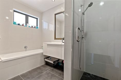 Photo of property in 36 Tarapiroe Avenue, Takanini, 2112