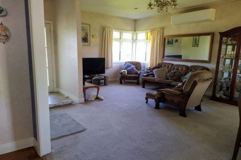 Photo of property in 11 Darlington Street, Ngatea, 3503