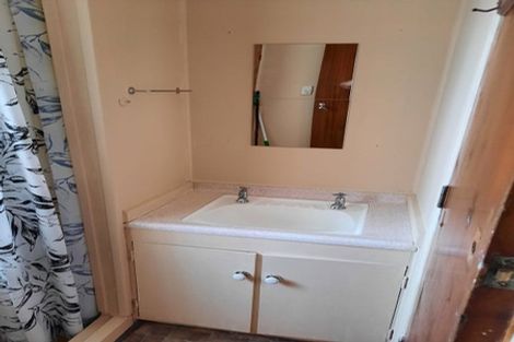 Photo of property in 73a Kenderdine Road, Papatoetoe, Auckland, 2025