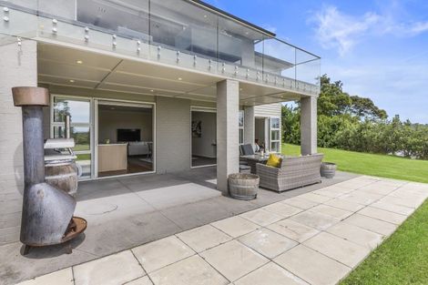 Photo of property in 497 Whitford Road, Whitford, Howick, 2571