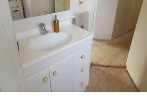 Photo of property in 2 Melia Place, Stanmore Bay, Whangaparaoa, 0932