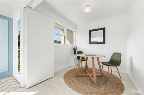 Photo of property in 2/26 Deller Grove, Silverstream, Upper Hutt, 5019