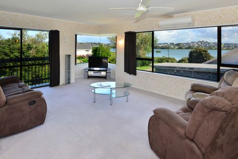 Photo of property in 61 Maygrove Drive, Orewa, 0931