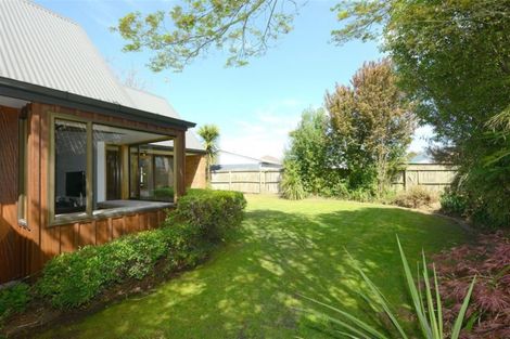 Photo of property in 8 Cephas Close, Sockburn, Christchurch, 8042