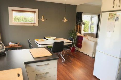 Photo of property in 80 Martin Avenue, Beckenham, Christchurch, 8023