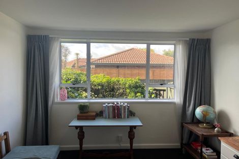 Photo of property in 10 Phoenix Lane, Northcote, Christchurch, 8052