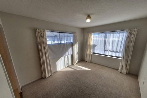 Photo of property in 2/92 North Avon Road, Richmond, Christchurch, 8013