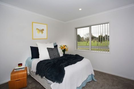 Photo of property in 14a Racecourse Road, Waiuku, 2123