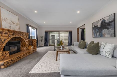 Photo of property in 189 Tararua Road, Levin, 5571