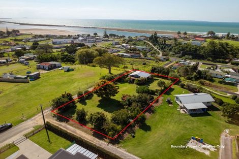 Photo of property in 10 Church Road, Maketu, 3189
