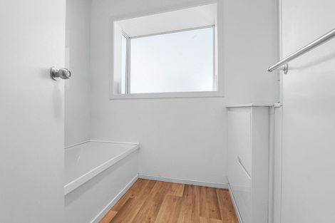 Photo of property in 9 Panair Crescent, Hillcrest, Hamilton, 3216