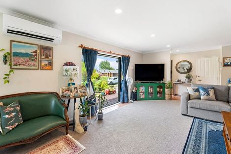 Photo of property in 52 Wattle Farm Road, Wattle Downs, Auckland, 2103