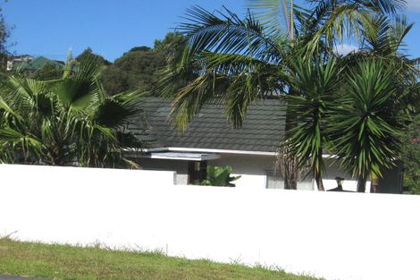 Photo of property in 50 Seaton Road, Murrays Bay, Auckland, 0630