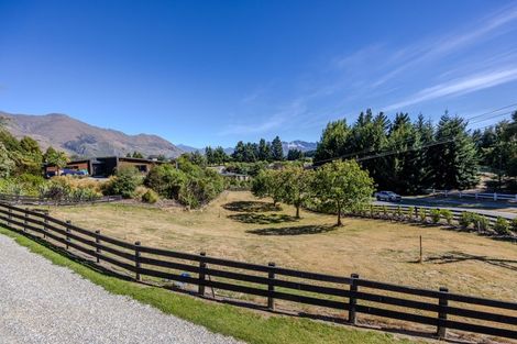 Photo of property in 22 Ballantyne Road, Wanaka, 9305