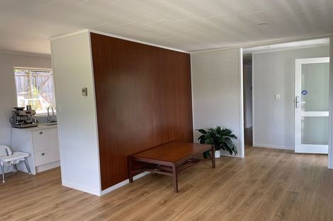 Photo of property in 419 Don Buck Road, Massey, Auckland, 0614