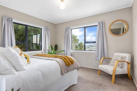 Photo of property in 60 Chesterton Street, Johnsonville, Wellington, 6037