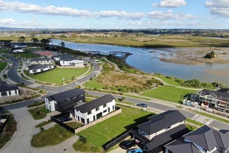 Photo of property in 7 Emerald Avenue, Rosehill, 2113