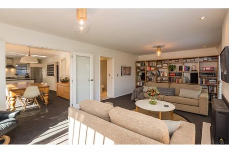 Photo of property in 31 Eversleigh Street, St Albans, Christchurch, 8014