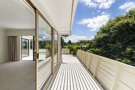 Photo of property in 17 Kororo Street, Northcote, Auckland, 0627