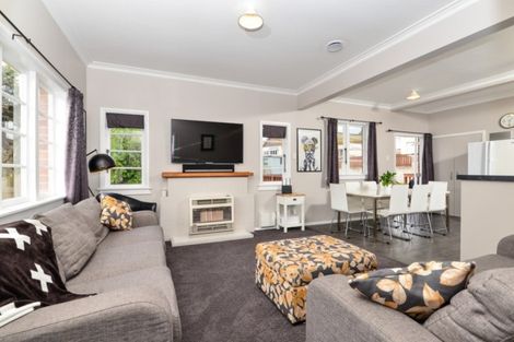 Photo of property in 587 Bank Street, Te Awamutu, 3800