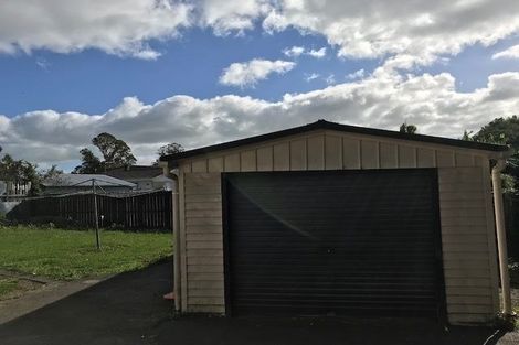Photo of property in 3 Neems Place, Manurewa, Auckland, 2102