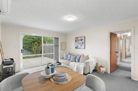 Photo of property in 1/18 Sawtell Place, Northcote, Christchurch, 8052