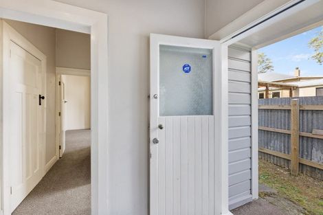 Photo of property in 240 South Road, Caversham, Dunedin, 9012