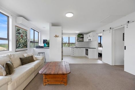 Photo of property in 240 Pukehina Parade, Pukehina, Te Puke, 3189