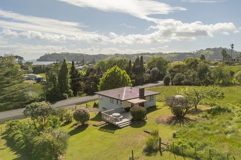 Photo of property in 847 Purangi Road, Cooks Beach, Whitianga, 3591