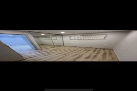 Photo of property in 16 Walworth Avenue, Pakuranga Heights, Auckland, 2010