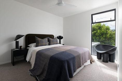 Photo of property in 16 Ridout Street, Maeroa, Hamilton, 3200