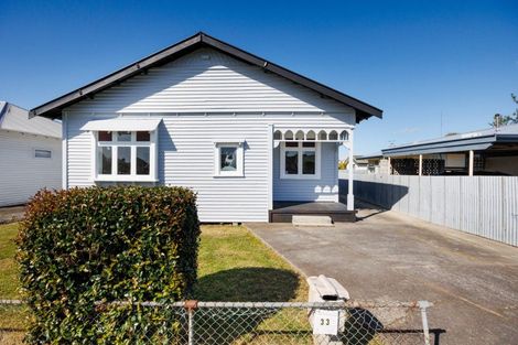 Photo of property in 33 Mcgiffert Street, Palmerston North, 4410