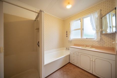 Photo of property in 16 Bligh Street, Te Anau, 9600