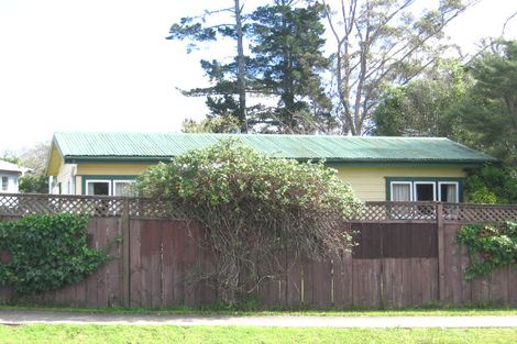 Photo of property in 27 Forest Hill Road, Henderson, Auckland, 0612