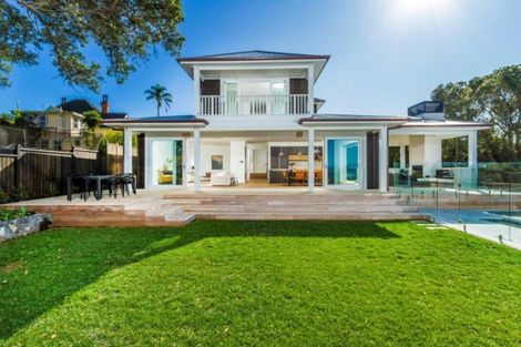 Photo of property in 24 Hinemoa Street, Birkenhead, Auckland, 0626