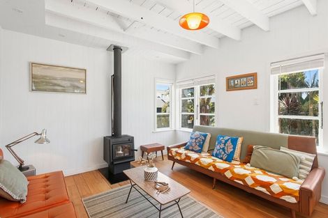 Photo of property in 700 Papamoa Beach Road, Papamoa Beach, Papamoa, 3118