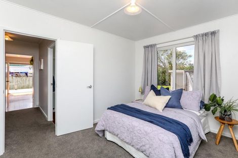Photo of property in 141 Tukapa Street, Westown, New Plymouth, 4310