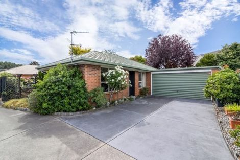 Photo of property in 6 Innisfree Place, Northwood, Christchurch, 8051
