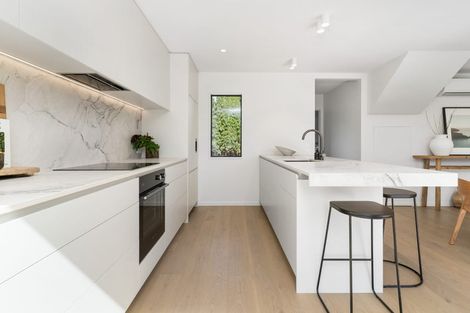 Photo of property in 57a Murray Place, St Albans, Christchurch, 8014