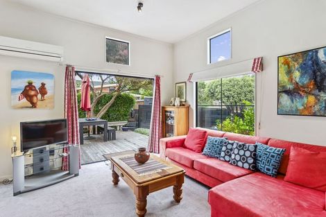Photo of property in 5a Percival Road, Paraparaumu Beach, Paraparaumu, 5032