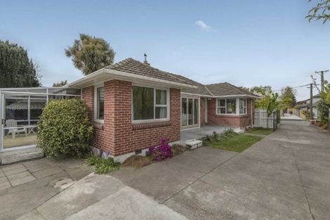 Photo of property in 16 Delph Street, Avonhead, Christchurch, 8042
