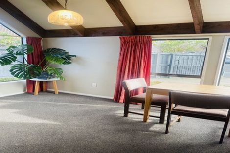 Photo of property in 2/35 Solway Avenue, Ilam, Christchurch, 8041