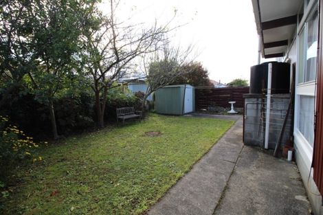 Photo of property in 12 Totara Street, Marton, 4710