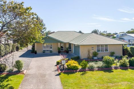 Photo of property in 20 Philip Street, Carterton, 5713