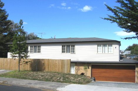 Photo of property in 50 Seaton Road, Murrays Bay, Auckland, 0630